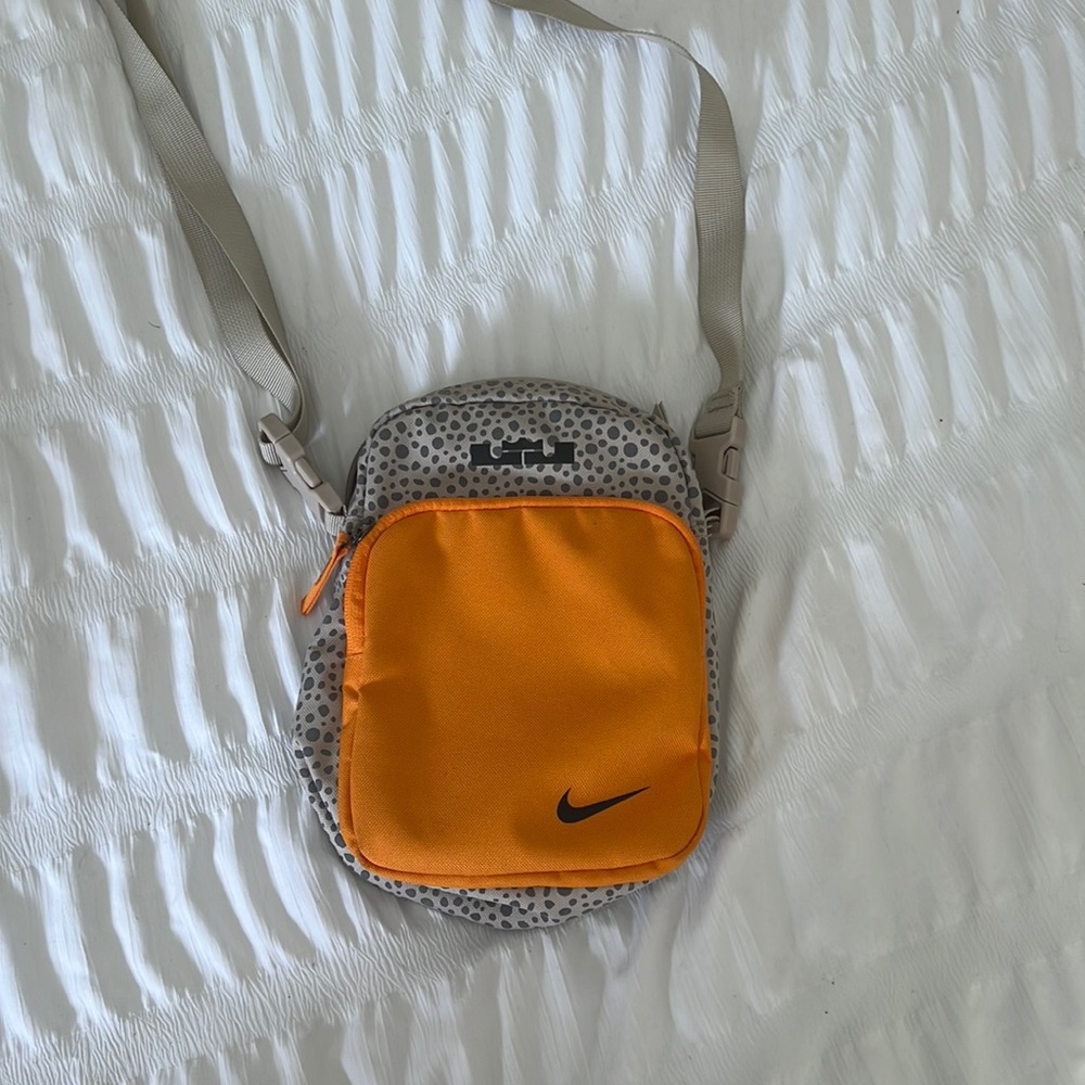 Nike Cross Body Bag